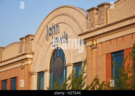 Trafford Centre Manchester Joh Lewis    intu Trafford Centre large indoor shopping centre leisure complex Sea Life Centres chain Stock Photo