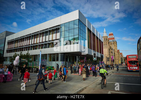 Manchester University historic buildings   Architecture quad quadrangle University Universities college education school student Stock Photo