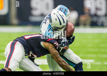 November 1, 2020: A.J. Brown #11 of the Tennessee Titans celebrates with  teammates after scoring a touchdown during NFL football game action between  the Tennessee Titans and the Cincinnati Bengals at Paul