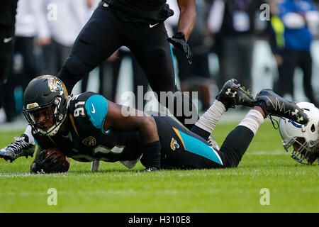 Indianapolis Colts defensive end Yannick Ngakoue (91) plays against the  Washington Commanders in the first half of an NFL football game in  Indianapolis, Sunday, Oct. 30, 2022. (AP Photo/Darron Cummings Stock Photo  - Alamy