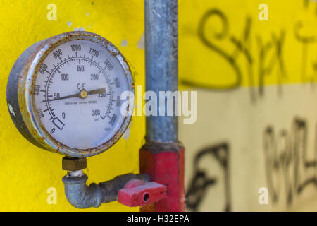 Water pressure gauge on fire suppression system Stock Photo - Alamy