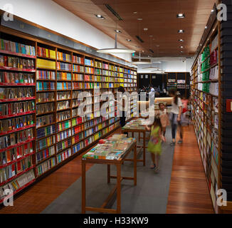 Emquartier bangkok hi-res stock photography and images - Alamy