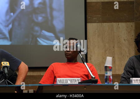 Roma, Italy. 03rd Oct, 2016. Press conference of Baobab Experience to report on the situation of reception in Rome, which becomes daily more critical day after the evacuation center reception on Via Cupa. © Matteo Nardone/Pacific Press/Alamy Live News Stock Photo