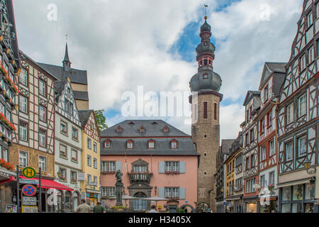 Marktplatz and St Martins Kirche, Cochem, Rhineland Palatinate, Germany Stock Photo