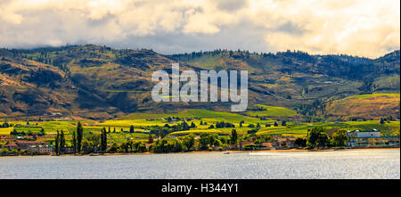 Rolling farmland of the Okanagan Valley in British Columbia, Canada Stock Photo