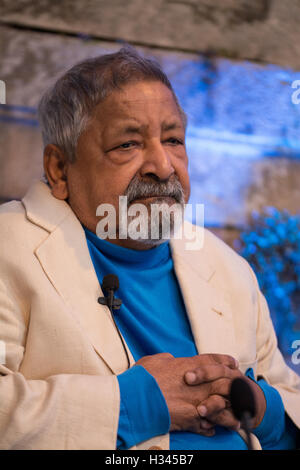 Obidos Portugal. 22 September 2016. writer Vidiadhar Naipaul attends a conference at the FOLIO International Literary Festival o Stock Photo