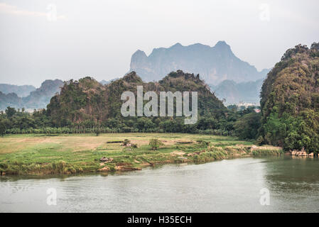 Mount Zwegabin, Hpa An, Kayin State (Karen State), Myanmar (Burma) Stock Photo