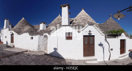 Trulli, traditional houses, Rione Monti area, Alberobello, UNESCO, Valle d'Itria, Bari district, Puglia, Italy Stock Photo