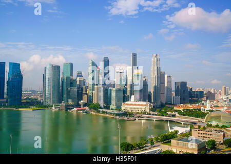 The towers of the Central Business District and Marina Bay in the early morning, Singapore Stock Photo