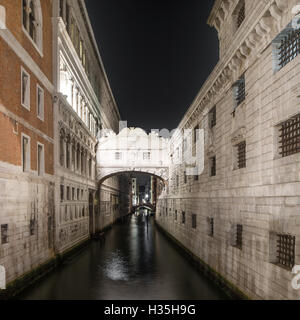 Venice, Bridge of Sighs or Ponte dei Sospiri landmark in the night. Italym europe Stock Photo