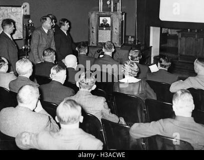 Opening of the first Fernsehstelle (television site) of the Reichspost, 1935 Stock Photo