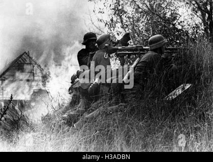 German machine gun position during the fighting around the island of Hiiumaa, 1941 Stock Photo
