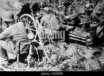 German infantry gun on the Eastern Front, 1941 Stock Photo