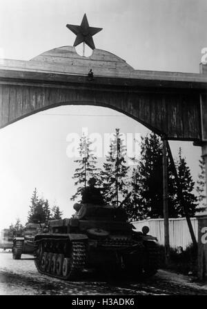 German Panzer 38 (t), on the Eastern Front, 1941 Stock Photo - Alamy