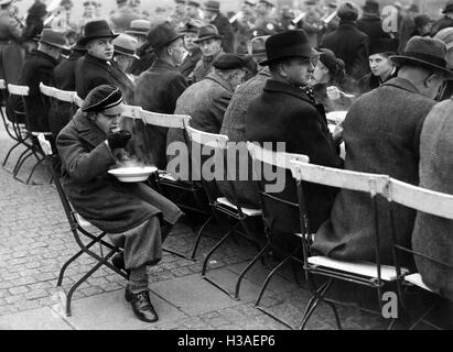 WHW stew in Berlin, 1937 Stock Photo