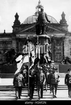 Berlin, Bismarck Monument with Reichstag. State: Germany. Place: Berlin ...