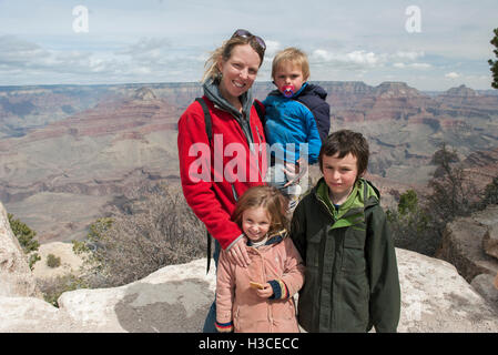 Mother and children at the Grand Canyon in Arizona, USA Stock Photo