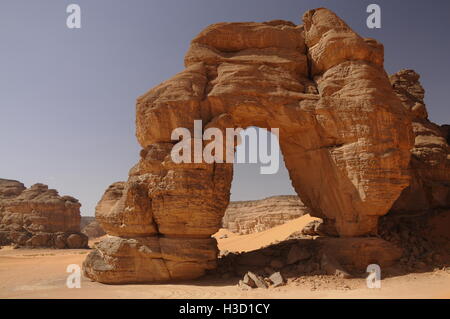 Forzhaga or Hafaz Jar Natural Arch, Tadrart, Acacus, Libya Stock Photo