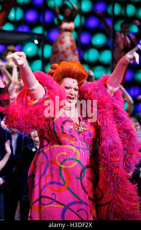 Harvey Fierstein  during the final performance curtain call for HAIRSPRAY ( The winner of Eight Tony Awards, finishing it's run of 2.641 performances as the 19th Longest-running show in Broadway History ) at the Neil Simon Theatre in New York City.  Janua Stock Photo