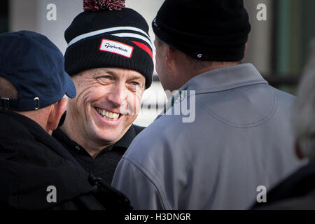 Carnoustie Golf Course, Fife, Scotland. 06th Oct, 2016. Alfred Dunhill Links Championship Golf 1st Round. Actor Hugh Grant chats to his playing partners Credit:  Action Plus Sports/Alamy Live News Stock Photo