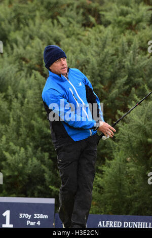 St Andrews, Scotland, United Kingdom, 07, October, 2016. Hollywood star Hugh Grant taking part in the Alfred Dunhill Links Championship Credit:  Ken Jack / Alamy Live News Stock Photo