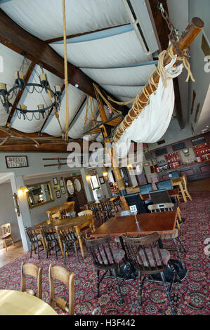 Riverside Inn, Saltford, Bristol, UK. pub pubs 'public house' 'public houses' Stock Photo