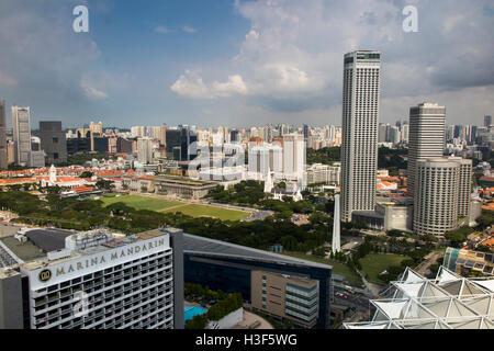 Singapore, Padang and old seafront buildings from Pan Pacific Hotel Pacific Club Lounge Stock Photo