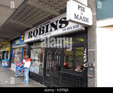 Robins traditional Pie & Mash, Ilford Essex, Greater London, England
