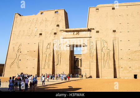 Temple of Horus, an ancient Egyptian temple, located on the west bank of the Nile in Edfu, Upper Egypt Stock Photo