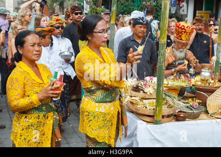 Women in a cremation ceremony. Ubud. Bali, Indonesia, Asia. Stock Photo