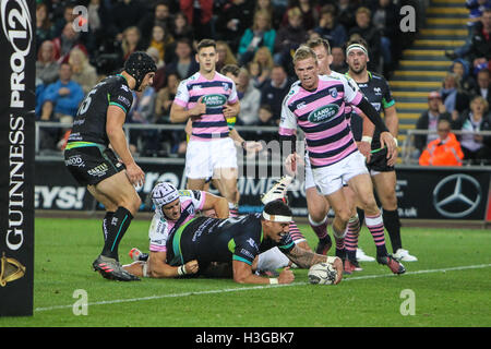 Ospreys v Cardiff Blues, Guinness Pro 12 Rugby Match, 7th October 2017, The Liberty Stadium, Swansea Stock Photo