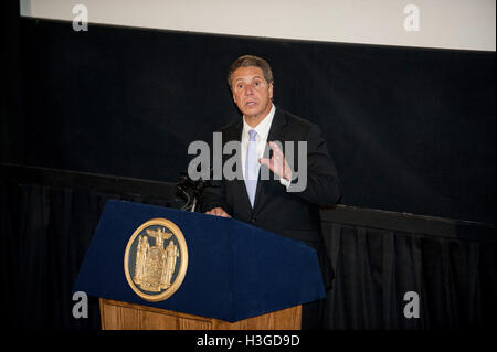 New York, New York, USA. 07th Oct, 2016. Governor Andrew M. Cuomo speaks at the premier of Newtown at the Landmark Sunshine Theater on October 7, 2016 in New York, New York. Credit:  The Photo Access/Ģ����ý Live News Stock Photo