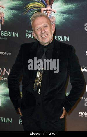 Berlin, Deutschland. 06th Oct, 2016. Jean Paul Gaultier at the Premiere of 'The One Grand Show' at the Friedrichstadt-Palast. Berlin, Germany. October 6, 2016./picture alliance © dpa/Alamy Live News Stock Photo