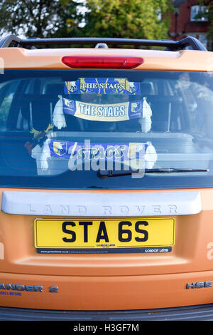 Mansfield, Nottinghamshire, UK. 08th Oct 2016. Notts County Football fans arrive at Field Mill ahead of today's local league two derbies against Mansfield Town. Credit:  Ian Francis/Alamy Live News Stock Photo