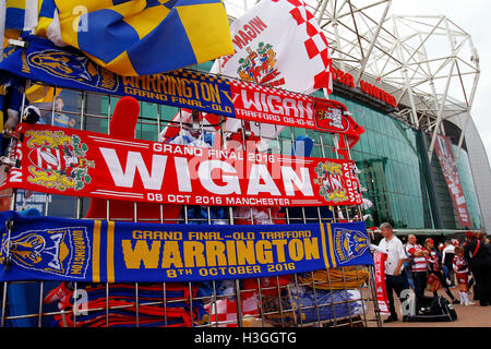 Old Trafford, Manchester, UK. 08th Oct, 2016. Rugby League Grand Final. Warrington Wolves versus Wigan Warriors. A general view outside the stadium Credit:  Action Plus Sports/Alamy Live News Stock Photo