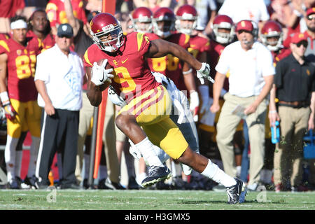 Los Angeles, CA, US, USA. 8th Oct, 2016. October 8, 2016: USC Trojans wide receiver JuJu Smith-Schuster (9) puts away the game with this reception as the Trojans go on to beat Colorado 21-17 in the game between the Colorado Buffaloes and the USC Trojans, The Coliseum in Los Angeles, CA. Peter Joneleit/ Zuma Wire Service © Peter Joneleit/ZUMA Wire/Alamy Live News Stock Photo