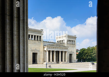 München, Munich: view from Staatliche Antikensammlungen (State Collections of Antiquities) to Propyläen, Oberbayern, Upper Bavar Stock Photo