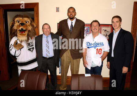 Ron Cey attends Press Conference For Stand Up To Cancer Day at Los  Angeles City Hall, South Steps on September 7, 2016 Stock Photo - Alamy