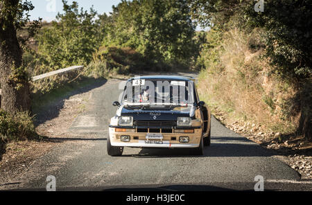 PALASCA, CORSICA - 7th OCTOBER 2016. G Gibier & N Sormani compete in their Renault R5 Turbo in the 2016 Tour de Corse Historique Stock Photo