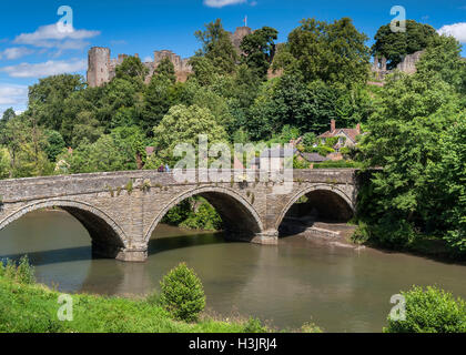 Dinham Bridge and the River Teme below Ludlow Castle in summer, Ludlow, Shropshire, England, UK Stock Photo