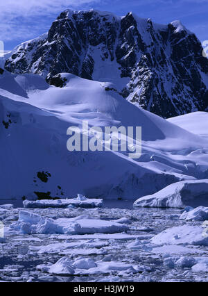 Booth Island, at southern end of Lemaire Channel. Antarctic Peninsula, Antarctica Stock Photo