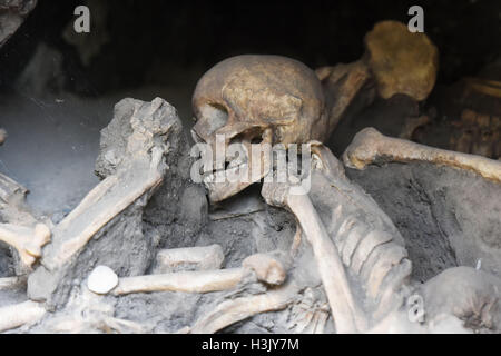 The Roman ruins, Bodies and Frescoes of Herculaneum near Pompeii, Italy Stock Photo