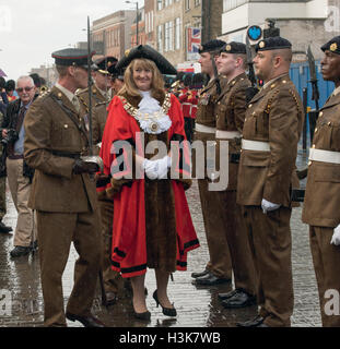 brentwood, Essex, 9th October 2016, The Mayor of Brentwood, Councilor Noelle Hones, inspects 124 Transport Squadron in Freedom of Entry ceremony in Brentwood, Essex with heavy rain Credit:  Ian Davidson/Alamy Live News Stock Photo