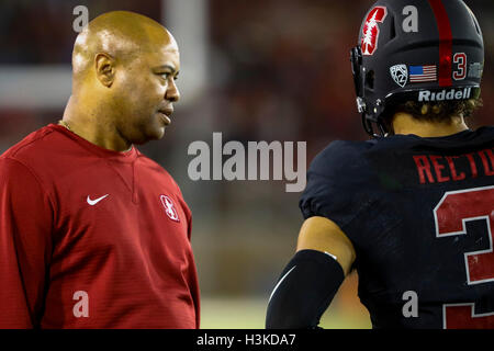 Palo Alto, California, USA. 8th Oct, 2016. Stanford Head Coach David Shaw confers with Wide Receiver Michael Rector during a timeout in NCAA football action at Stanford University, featuring the Washington State Cougars visiting the Stanford Cardinal. Washington State won the game, 42-16. © Seth Riskin/ZUMA Wire/Alamy Live News Stock Photo