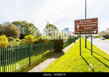 Butlins holiday camp Skegness Lincolnshire GB UK England sign signs Butlins Skegness holiday resort caravan park parks resorts Stock Photo