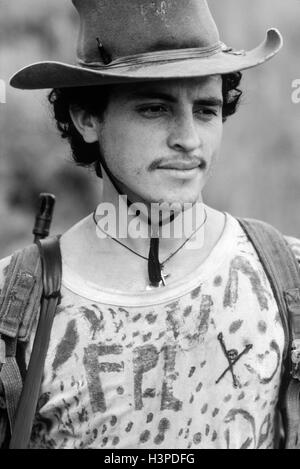 TENANCINGO,  EL SALVADOR, MARCH 1984: - Within the FPL Guerrilla's Zones of Control Some of the 1,000 guerrillas that had been gathered in preparation for a guerrilla offensive, less than 40 miles from the capital. Stock Photo