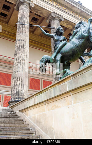 BERLIN, GERMANY - APRIL 2, 2008: The Altes Museum with antic collection on Museum Island Stock Photo