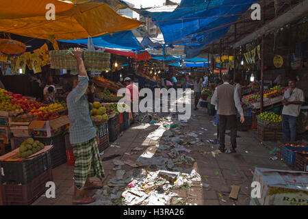 Vendors in Crawford Market Stock Photo