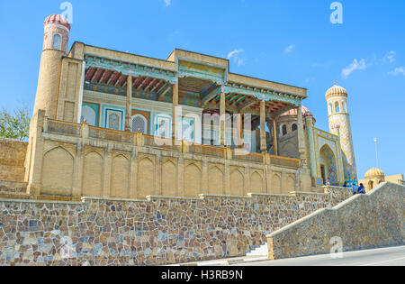 The Hazrat Khizr Mosque was built in honor of the muslim St Hizr, the protector of the trevelers, Samarkand, Uzbekistan. Stock Photo