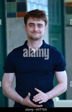 Daniel Radcliffe unveils his dedicated beach locker room during the ...